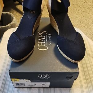 Chaps Women's Black & Tan Espadrille Wedges. NWT. Size 8B.